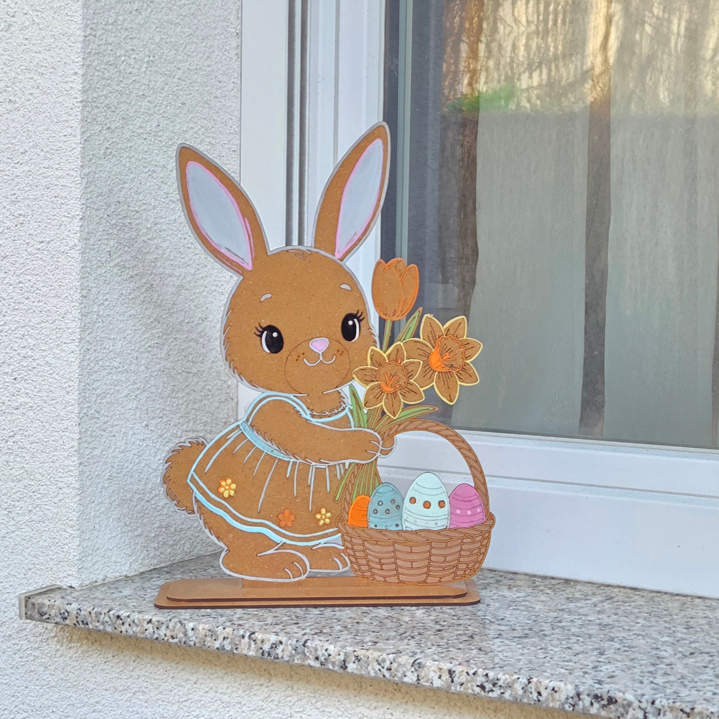 Häschen mit Korb und Blumen