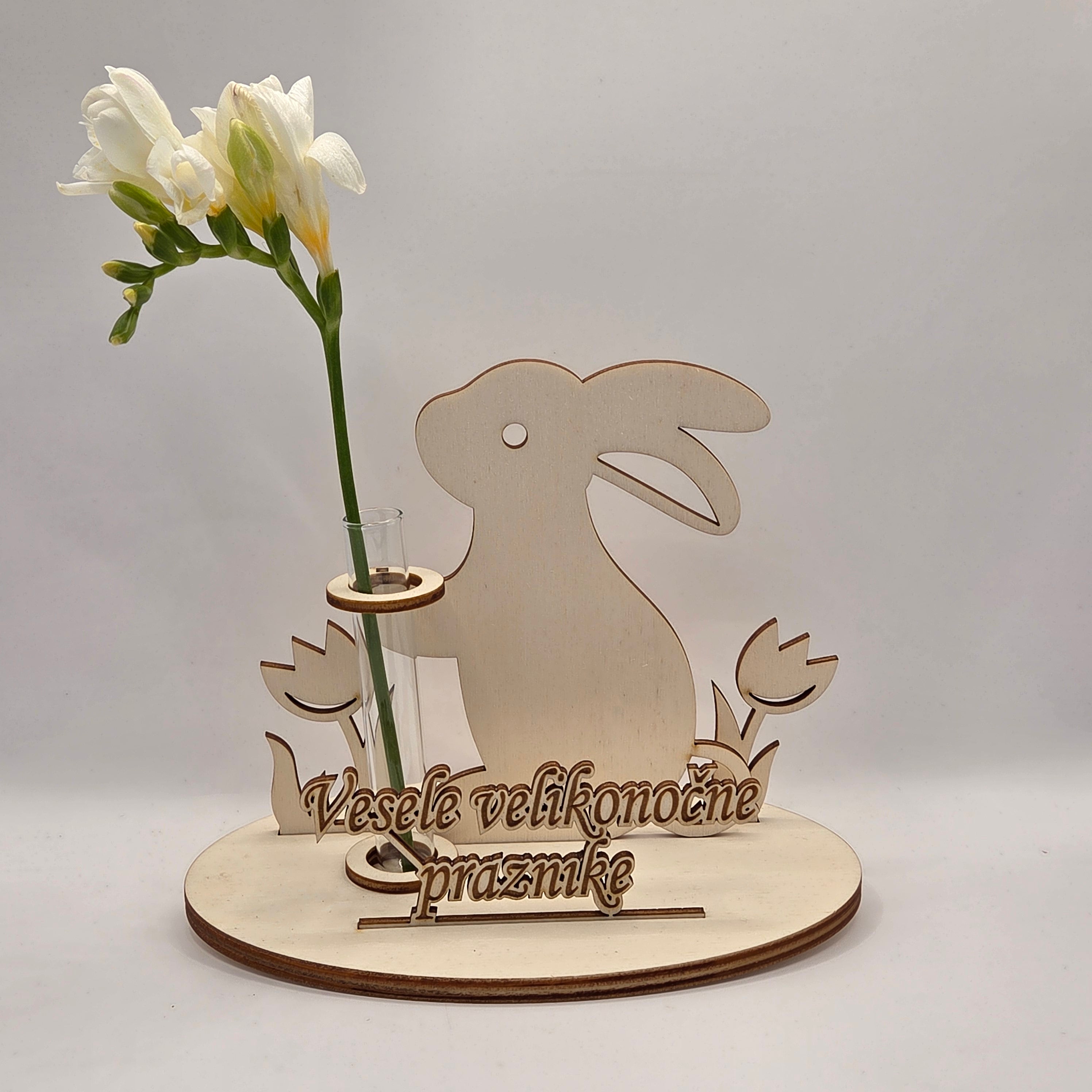 Osterhase mit Reagenzglas