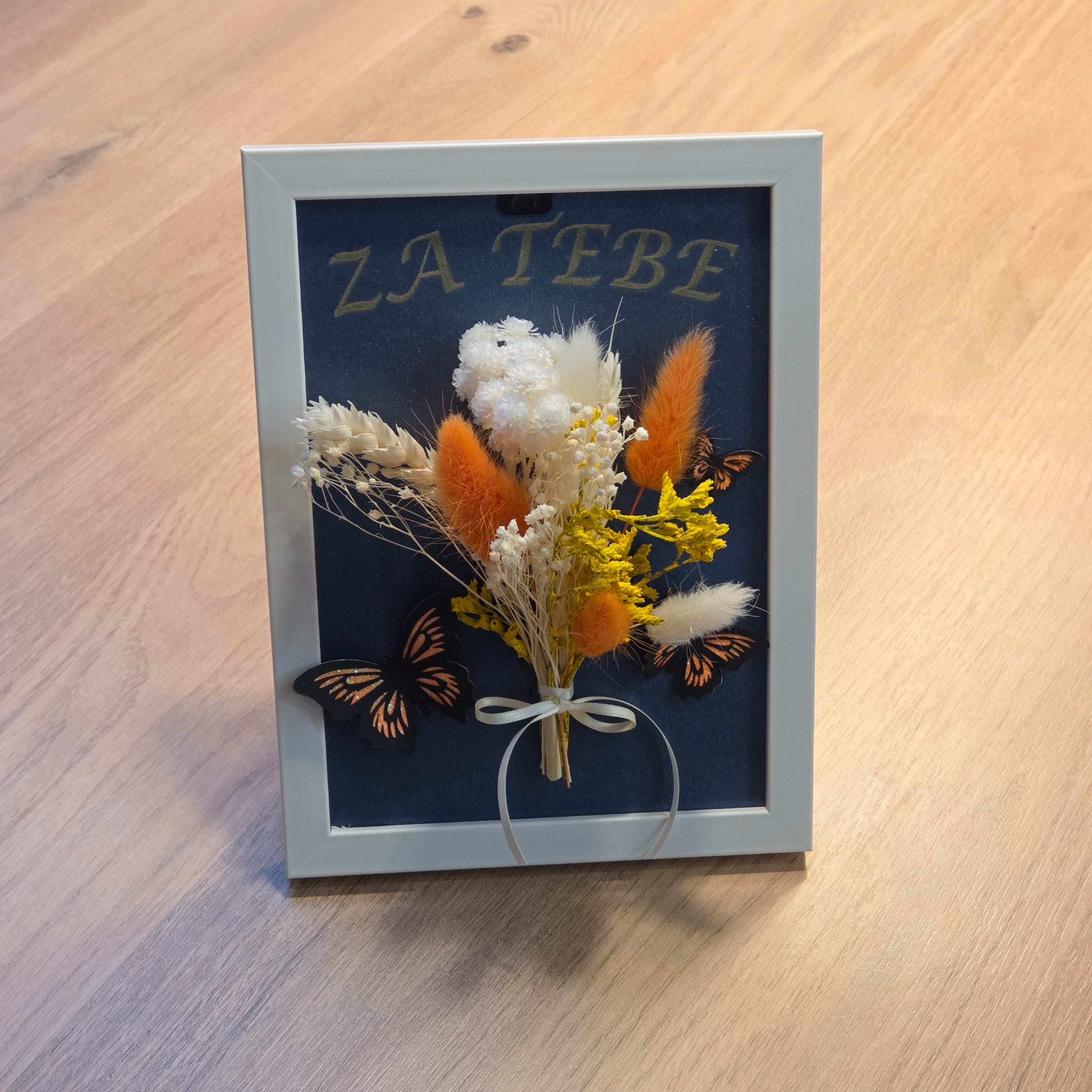 Zierrahmen mit Trockenblumen und Schmetterlingen – Für dich (blauer Hintergrund)