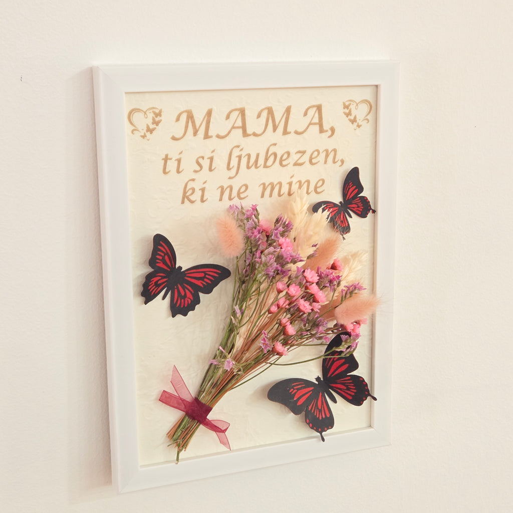 Okrasni okvirček s suhim cvetjem za mamo – MAMA, ti si ljubezen, ki ne mine