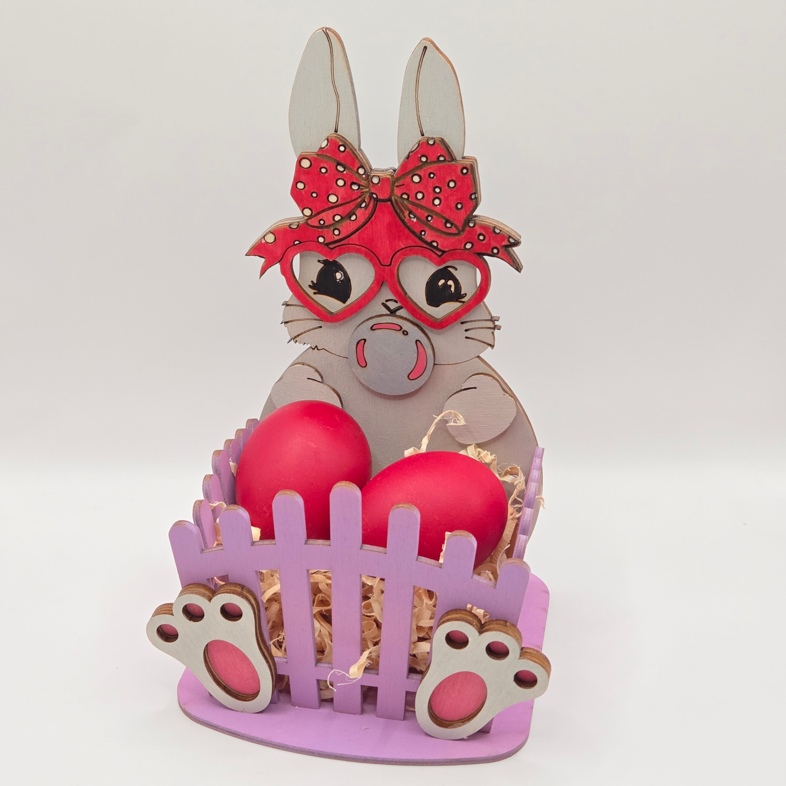 Osterhase mit Eierkorb